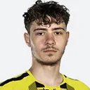 Agon Sadiku — Tiền đạo, Chrobry Głogów