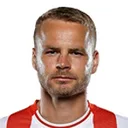 Gustav Henriksson — Hậu vệ, KS Cracovia