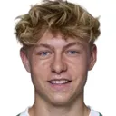 Lorenz Szladits — Tiền vệ, SK Rapid Wien