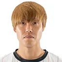 Takuma Ominami — Hậu vệ, V-Varen Nagasaki